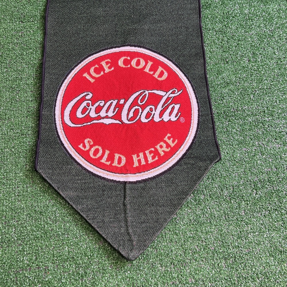Vintage Coca-Cola Ice Cold‎ Coka Cola Sold Here Table Runner 13" x 72" Green Red